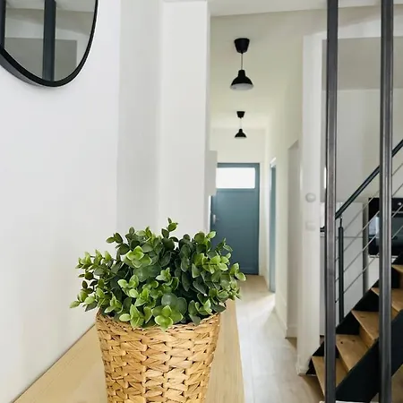 Apartment Be My Apparts, De Charme 